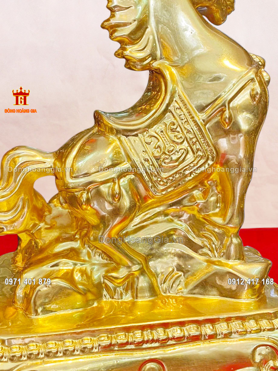 Bày trí tượng ngựa vạn sự như ý mang đến may mắn tài lộc